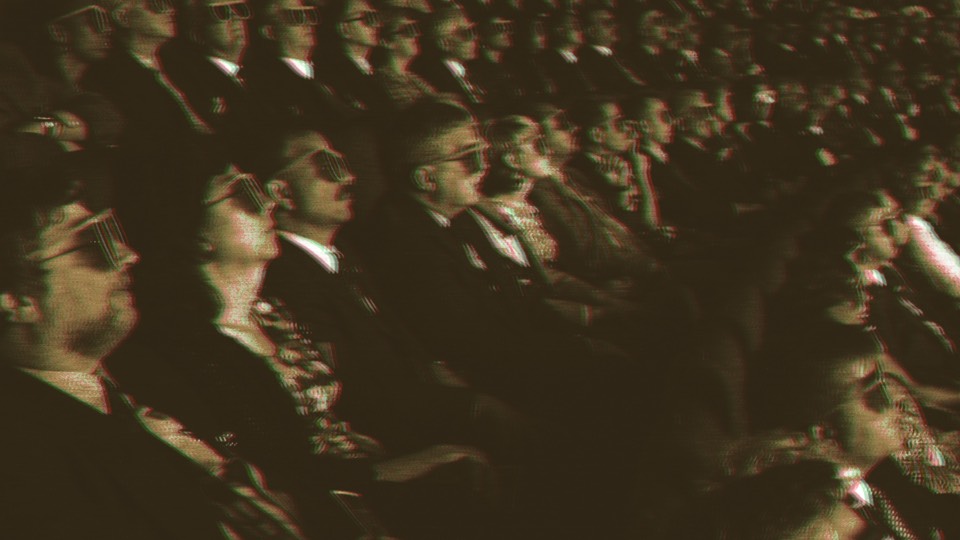 Viewing 3D in an iMax theatre (Nasa / Goddard Space Center).