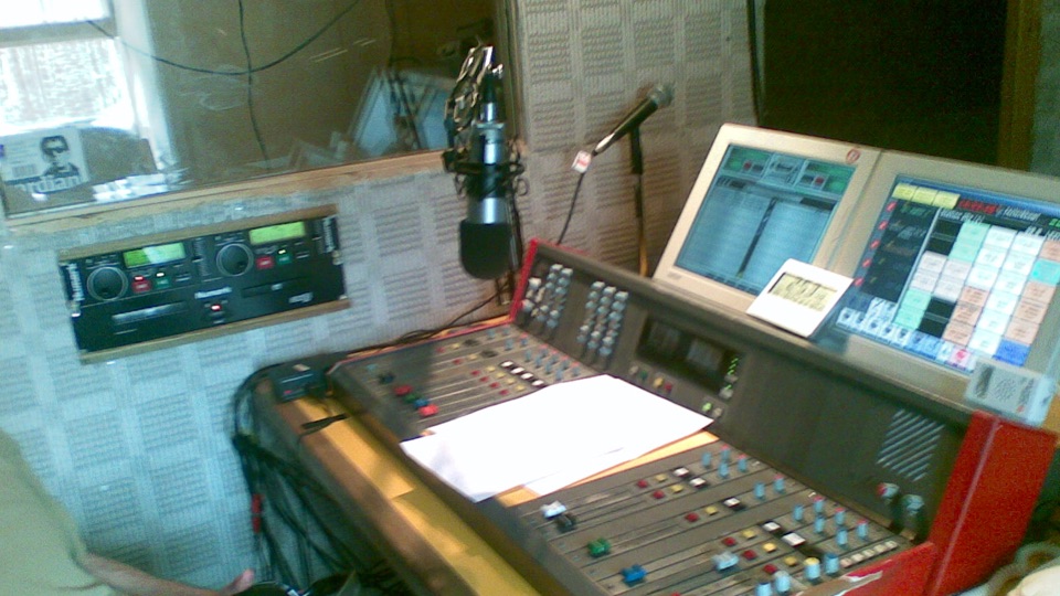 Studio 1 at Leith FM (cc Flickr/Ewan Spence)